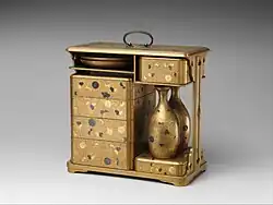 Sagejū, a historical picnic container set of jūbako[27]
