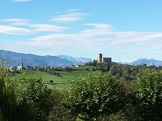 The village and château