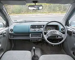 Dashboard of pre-facelift Today Associe