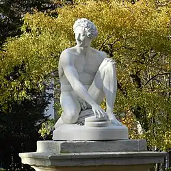 Archimadas se prépare à lancer le disque, Jardin du Luxembourg