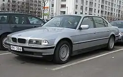 Pre-facelift front