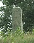 This "obelisk" on the hill west of Btty Kellogg Pit B is in fact a chimney.42°23′03″N 70°58′51″W﻿ / ﻿42.384271°N 70.980735°W﻿ / 42.384271; -70.980735