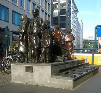 Züge ins Leben – Züge in den Tod: 1938–1939 - Trains to Life – Trains to Death, Friedrichstraße station, Berlin