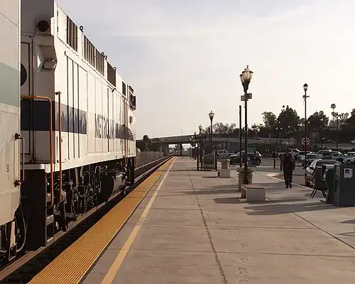 A train at Camarillo station