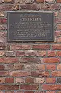 Memorial plaque