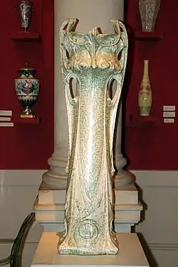 Vase of Binelles (1902), Sèvres porcelain, crystallization on hard porcelain, (National Museum of Ceramics in Sèvres, France)
