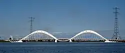 The Enneüs Heerma Bridge showing the inverted counter arch in the middle[11]
