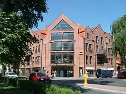 Shopping mall