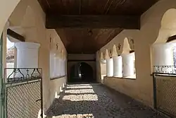 Arched gallery