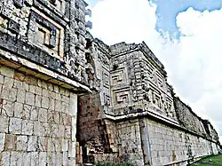 Governor's Palace rear view and details