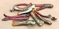 Stems with a bluing reaction after being cut.