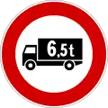 No large goods vehicles over weight shown