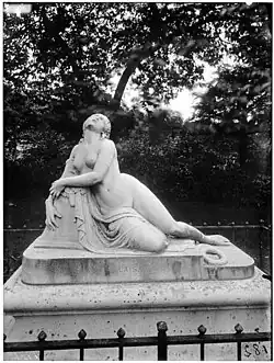 The Death of Laïs by Roland Mathieu-Meusnier