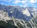 Outer Höllentalspitze (centre, 2,720 m or 8,920 ft)