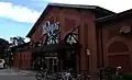 The exterior design of the Kroger grocery store on Gwinnett Street in Savannah was influenced by the former City Market building, which had three gables on each of its façades[4]