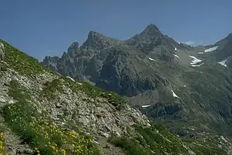 Öfnerspitze (right, 2,576 m or 8,451 ft)