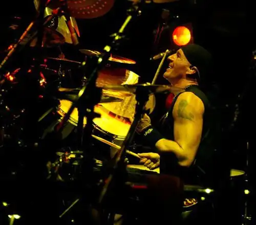 Mark Cross