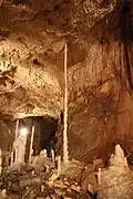 Pillar of dripstone