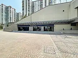 Exit D