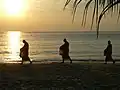Piṇḍapāta on a small island in Thailand
