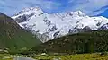 Mount Sefton to left, The Footstool to right