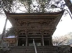A middle rank, three-bay sanmon at Myōtsū-ji, Fukui prefecture