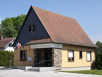 The town hall in Ottwiller