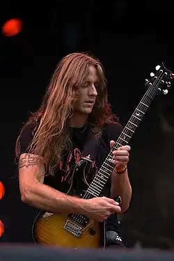 Peter Lindgren performing with Opeth in 2006