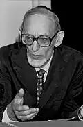 His son and successor, Rabbi Moshe Botchko