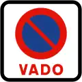 R-308e No parking in crossing