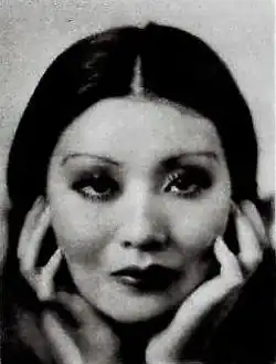 Toshia Mori as Extra (uncredited)