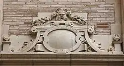 Mannerist decor.