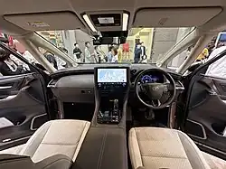 Interior (Alphard)