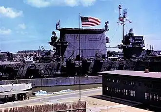 SM aboard USS&nbsp;Saratoga