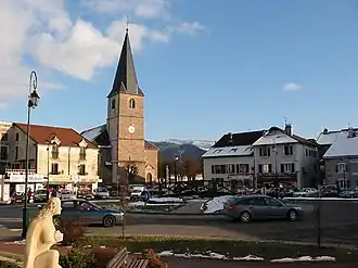 The church and surroundings in Vagney