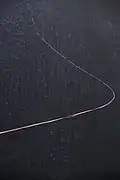 Alex Schulz highlining in 100&nbsp;km/h winds in France